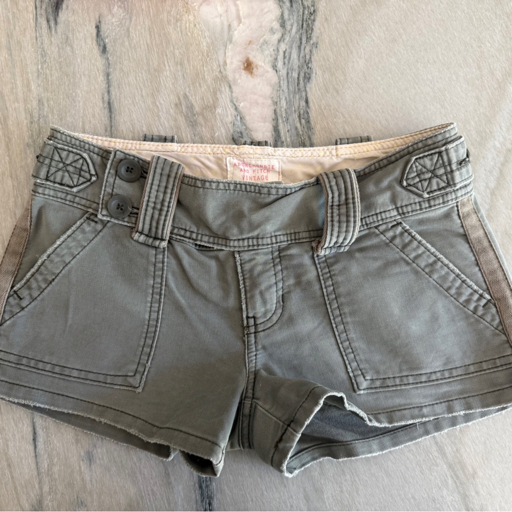 Abercrombie & Fitch Gray Cargo Shorts